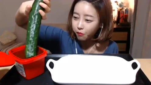 娱乐吃瓜酱美女在线观看,美女在线观看,揭秘娱乐圈幕后故事